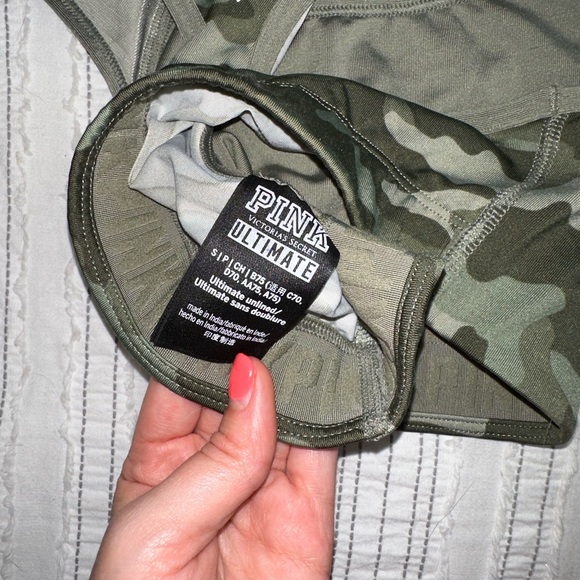 Camo PINK racer back sports bra - Picture 3 of 3